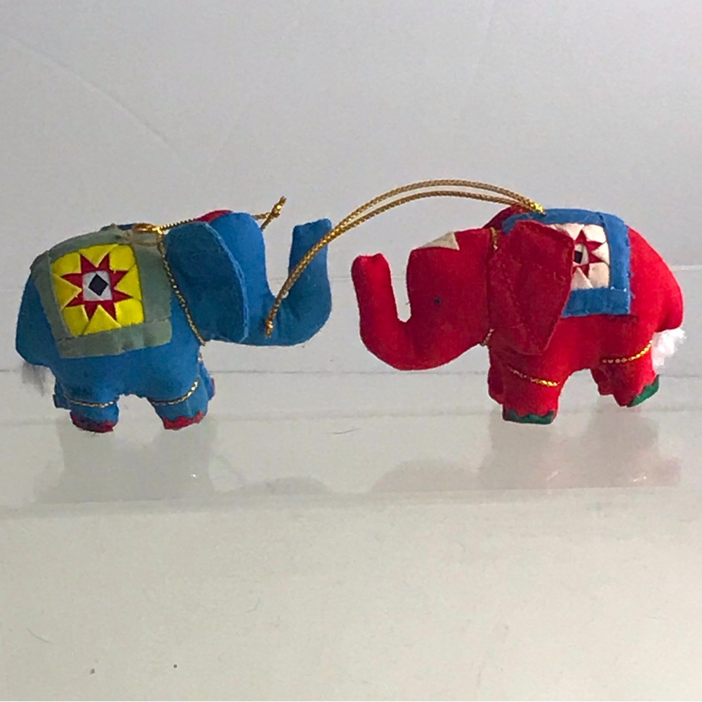 MARQUET FAIR TRADE Blue & Red ELLIE Friends Elephants Lucky Plus Ornaments